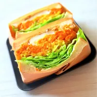 弁当：にんじん1本サラダサンド|tap.rinさん