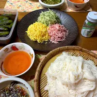 そうめん〜量が多すぎて盛り方雑ですが､､､|おさむさん