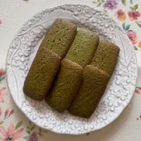 今日のおやつは抹茶フィナンシェ|めんちゃんさん