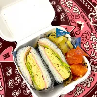 2025 8月7日　おにぎらず弁当|あけみさん