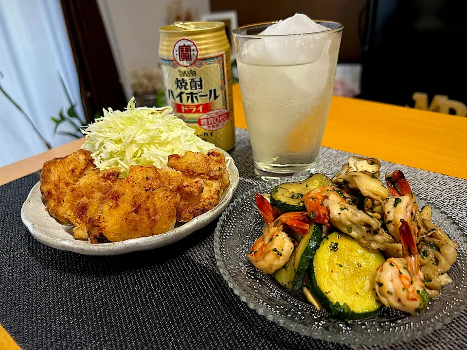 塩麹唐揚げと、舞茸とズッキーニ入りガーリックシュリンプ|みっきーさん