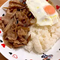 豚ごぼうの旨み焼きごはん|ぺろたんさん