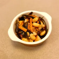 昆布と人参と大豆煮|かわうそcookingさん