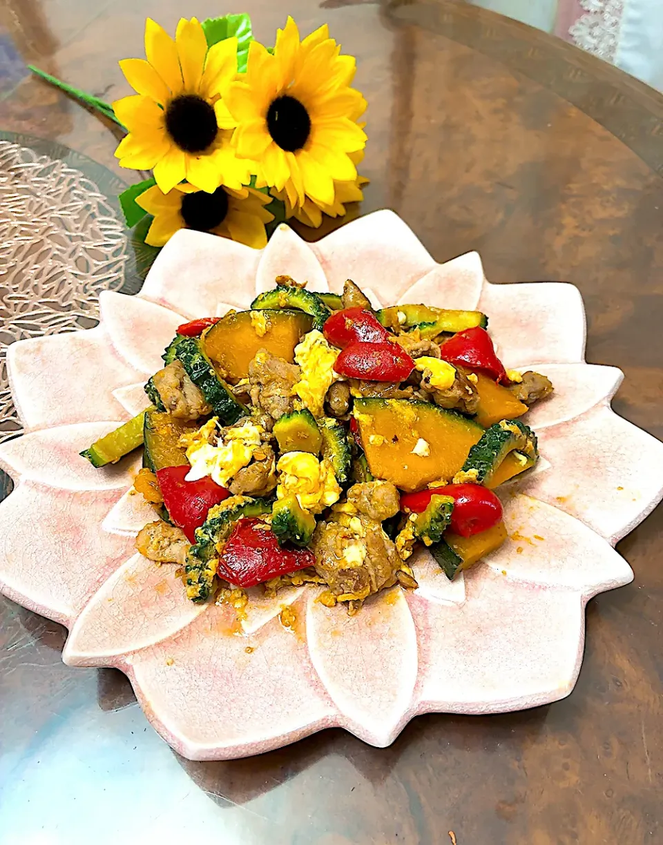 彩り野菜のゴーヤチャンプルー|ショコラさん