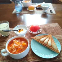朝ごはん🌅！|まめころさん