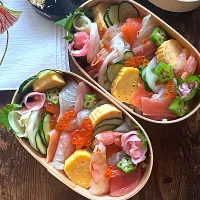 ふたりのお弁当🍱 ~海鮮ちらし寿司|とんちんさん