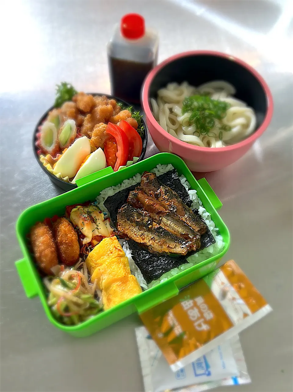 R7.8/8㈮   ·͜·♡うどん弁当&鰯の蒲焼弁当👨🏻‍🍳|hamakoさん