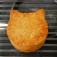世界猫の日にねこねこ食パンを焼く😺|深夜特急fさん