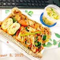 もやし炒め ミニバーグ‪ ·͜·♡‬弁当