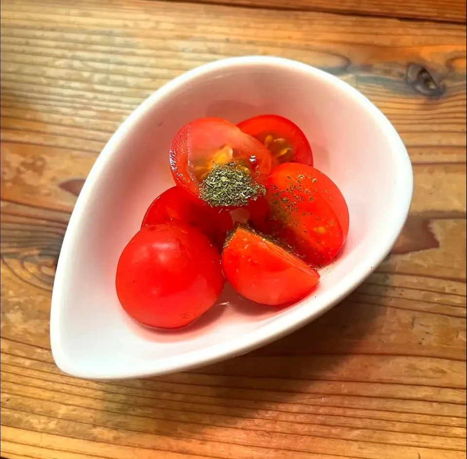 トマト|ひのけいた(鉄板グリルをかし、まぜそば)さん