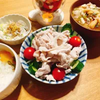 冷しゃぶと豚汁𓃟|38cさん