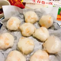 ライスペーパーで海老蒸し餃子〜シラチャーソース〜|ももこさん