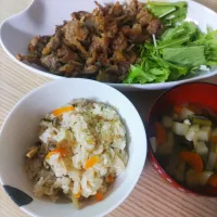 きのこの炊き込みごはん、豚肉の和風炒め|ちゃいさん