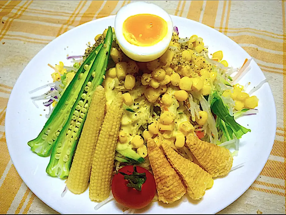 夏の冷やしコーンサラダ混ぜそば|おみつさん2さん