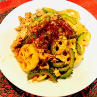 ✩.*˚ゴーヤと豚こまのにんにく醤油|ゆきえもんさん