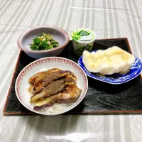 grandmaの晩ごはん☆ 今夜は茄子の蒲焼き風、ツル紫のごまあえ、珍しいマクワウリで頂きます| kaoriさん