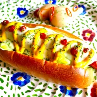 ランチビール🍺deチーズホットドッグ🌭| KANAさん