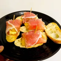 生ハムと桃のバゲット| MoonHeartsさん