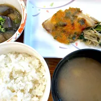 ホッケのねぎ味噌焼き、なすの揚げ浸し、けんちん汁| はるかさん