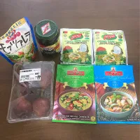 夕方、雨が止んだので大須商店街に行き、エスニック食材屋「Kaserya」さんでココナッツクリームパウダーと🇹🇭のグリーン&レッドカレーペーストを、「Dry Fruit Bazaar」さんでブラックオリーブを、スーパー「サノヤ」さんでいちじくとモッツァレラチーズを買いました|なびさん
