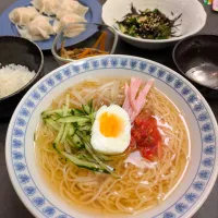 素麺で韓国風🇰🇷〜冷麺🍜|とまと🍅さん