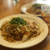 8/11の昼食　焼きそば|yoneさん
