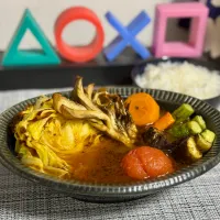 夏野菜のヘルシースープカレー🍛|OLの気ままご飯🍽さん