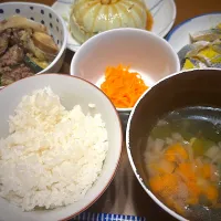 牛挽肉の野菜炒めとコンソメスープ|masaさん