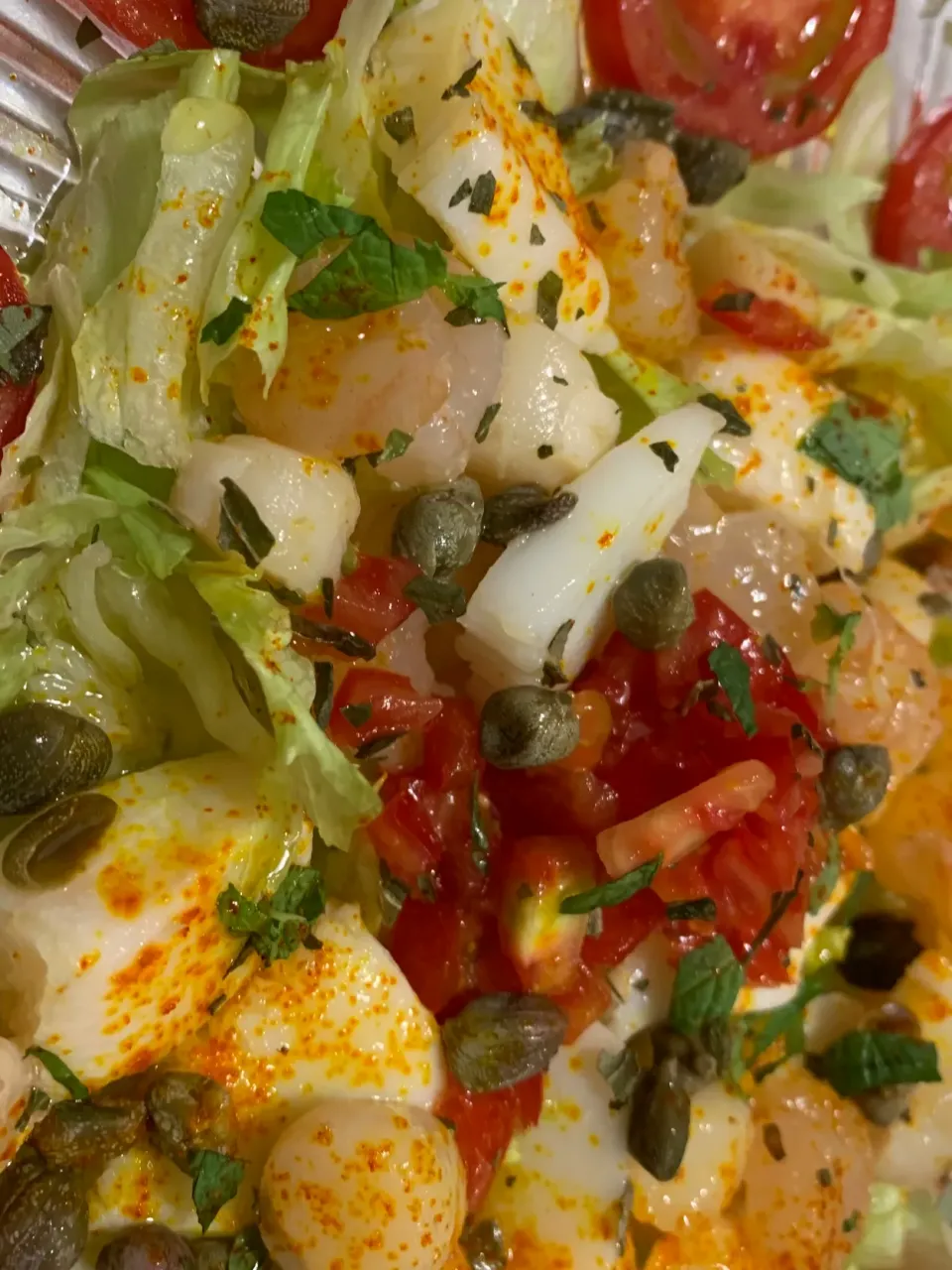 魚介のサラダ！サフラン風味|お家でbar!さん