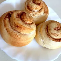 シナモンロール|りこさん