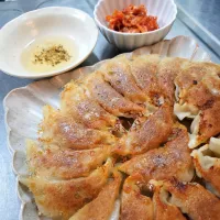 今夜は餃子です