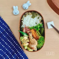 ガッツリ食べよう 手羽元弁当|FIKA789さん
