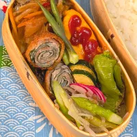 本日のお弁当〜鯵の南蛮漬けとくるくるとんかつ弁当|f.1125beさん