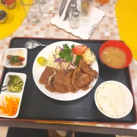 しょうが焼き定食 久々の食いしん坊|Jhonny Yamashiroさん
