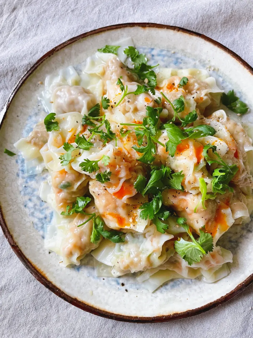 *･パクチー海老ワンタン🌿🦐🥟*･|isakoさん