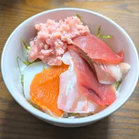 海鮮丼| じょうさん