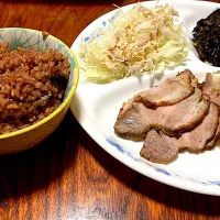 酵素玄米と自家製焼き豚|くまとらさん