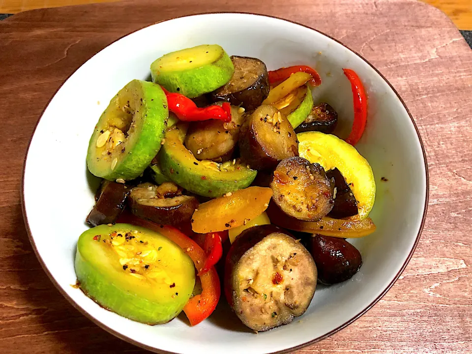 なす、ズッキーニ、パプリカの炒め物|田中章さん