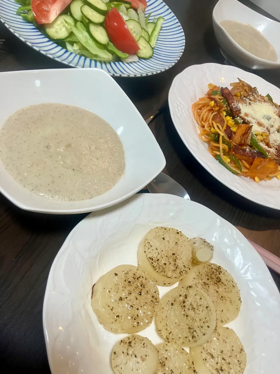 キノコのポタージュスープ、大根のグリル、ナポリタン、サラダ|tatsuponさん