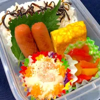 塩昆布ご飯、たまご焼き、ウインナー、パプリカソテー、海老グラタン| きらきらさん