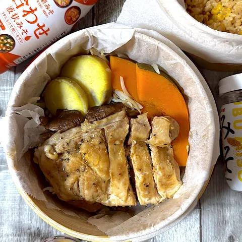 「料亭の味 フリーズドライつぶみそ ボトル」を使ってみたSnapdishの料理・レシピ写真:蒸籠で晩御飯〜✨