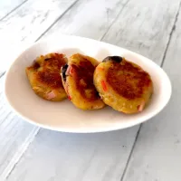 卯の花リメイク🌸ツナじゃが入りお焼き✨|antiqueさん