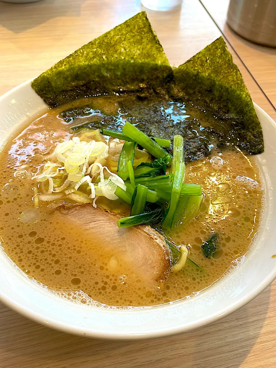 |ま〜てぃんさん