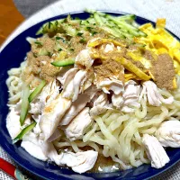 ゴマだれ冷やし中華