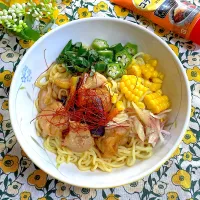 ピリ辛チキンの冷やし中華風🌻