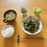 豚肉とニラの甘辛炒め