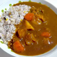 牛すじカレー 雑穀米|keychanさん