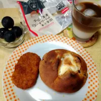 国産小麦 クリームチーズと果実のブール|うたかた。さん
