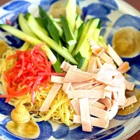 冷やし中華|Food is lifeさん