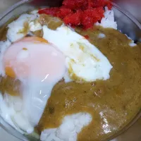生タマゴ乗せ野菜粉砕甘口カレーライス|darkbaronさん